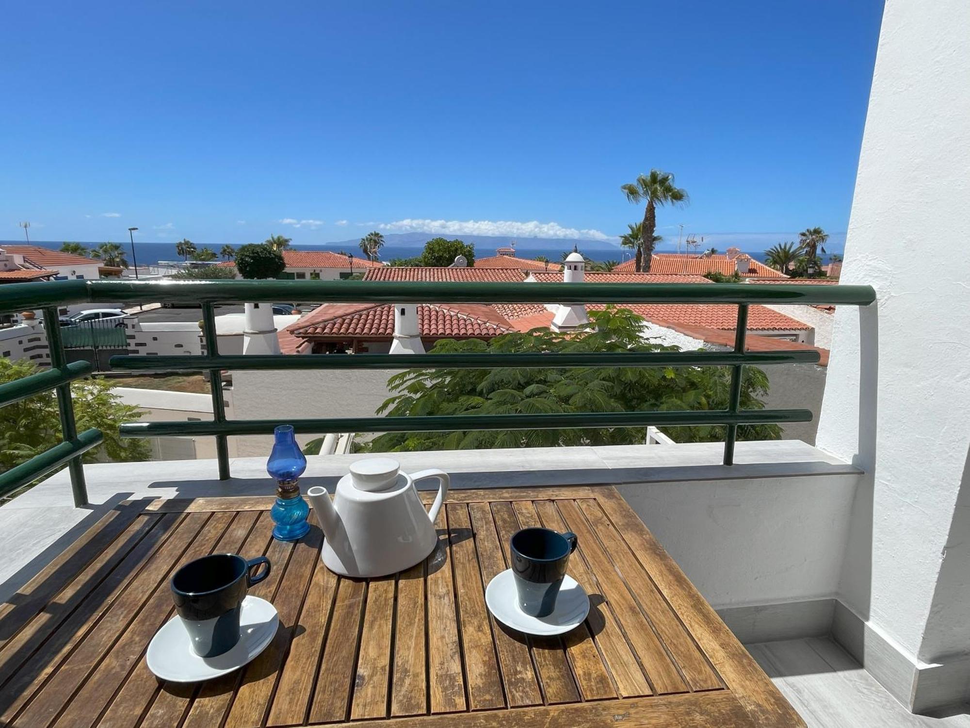 Newly Renovated Apartment With 2 Terrace, 2 Bedroom, 5Min Beach プエルト・デ・サンティアゴ エクステリア 写真